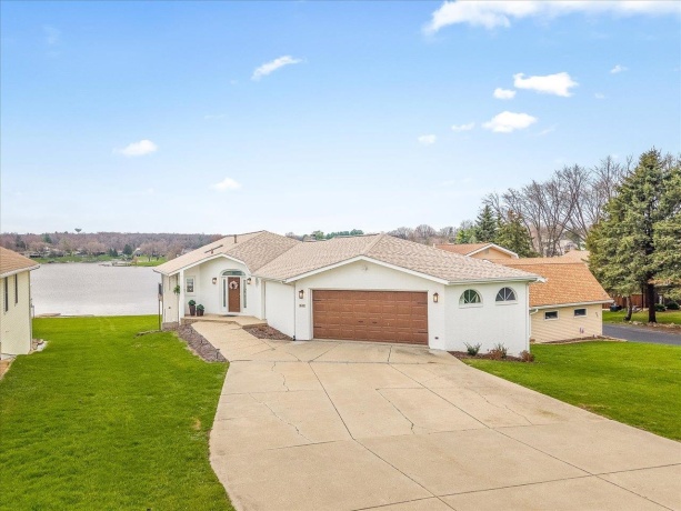 847 Breckenboro, LAKE SUMMERSET, Illinois 61019, 3 Bedrooms Bedrooms, ,2 BathroomsBathrooms,House,For Sale,Breckenboro,202603094