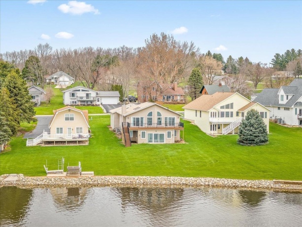 847 Breckenboro, LAKE SUMMERSET, Illinois 61019, 3 Bedrooms Bedrooms, ,2 BathroomsBathrooms,House,For Sale,Breckenboro,202603094