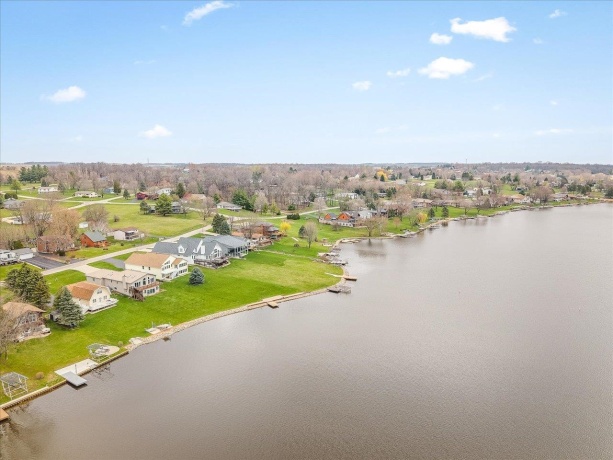847 Breckenboro, LAKE SUMMERSET, Illinois 61019, 3 Bedrooms Bedrooms, ,2 BathroomsBathrooms,House,For Sale,Breckenboro,202603094