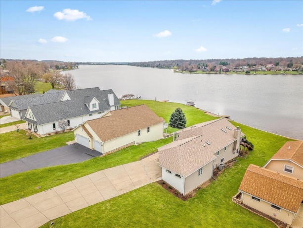 847 Breckenboro, LAKE SUMMERSET, Illinois 61019, 3 Bedrooms Bedrooms, ,2 BathroomsBathrooms,House,For Sale,Breckenboro,202603094