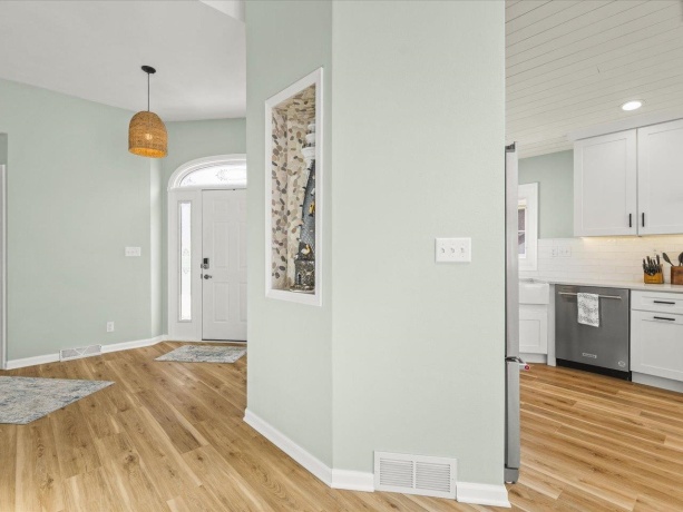 847 Breckenboro, LAKE SUMMERSET, Illinois 61019, 3 Bedrooms Bedrooms, ,2 BathroomsBathrooms,House,For Sale,Breckenboro,202603094