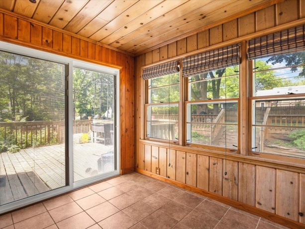 2520 19th, ROCKFORD, Illinois 61108, 3 Bedrooms Bedrooms, ,1 BathroomBathrooms,House,For Sale,19th,202603095