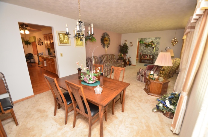 2940 Imperial Oaks, ROCKFORD, Illinois 61114, 4 Bedrooms Bedrooms, ,2 BathroomsBathrooms,House,For Sale,Imperial Oaks,202603096
