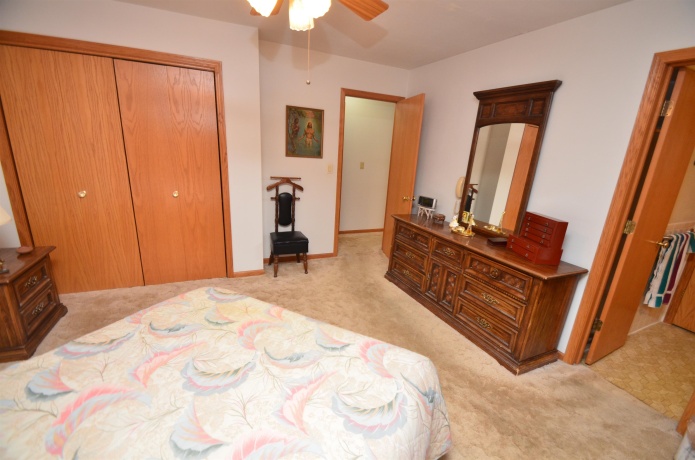 2940 Imperial Oaks, ROCKFORD, Illinois 61114, 4 Bedrooms Bedrooms, ,2 BathroomsBathrooms,House,For Sale,Imperial Oaks,202603096