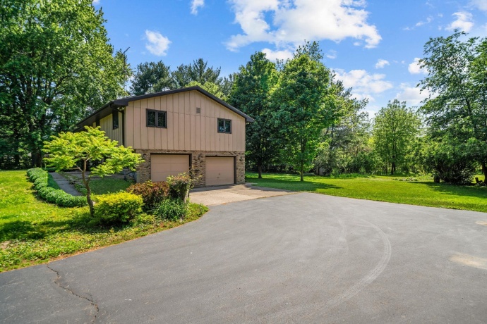 5748 Skare, ROCHELLE, Illinois 61068, 4 Bedrooms Bedrooms, ,3 BathroomsBathrooms,House,For Sale,Skare,202603097