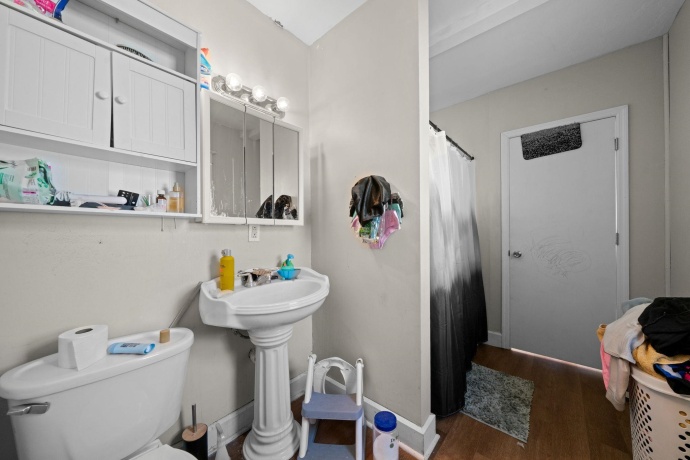 1631 8th, ROCKFORD, Illinois 61104, ,2 Units,For Sale,8th,202603099