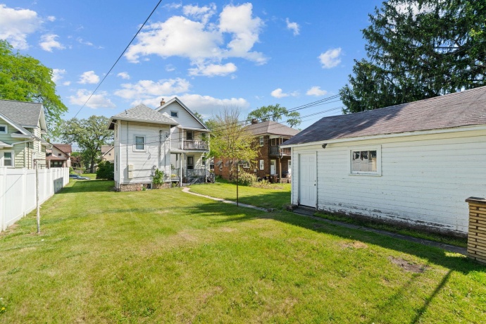 1631 8th, ROCKFORD, Illinois 61104, ,2 Units,For Sale,8th,202603099
