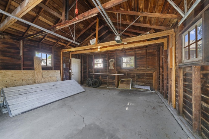 1631 8th, ROCKFORD, Illinois 61104, ,2 Units,For Sale,8th,202603099