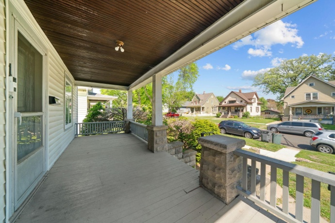 1631 8th, ROCKFORD, Illinois 61104, ,2 Units,For Sale,8th,202603099