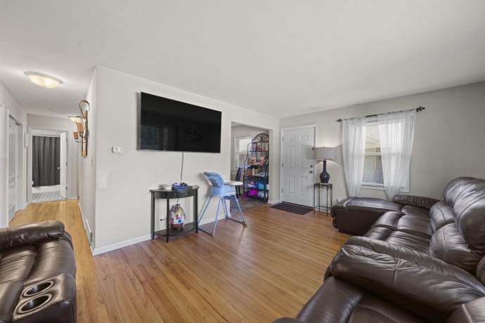 1819 Logan, ROCKFORD, Illinois 61103, ,3 - 4 Units,For Sale,Logan,202603100