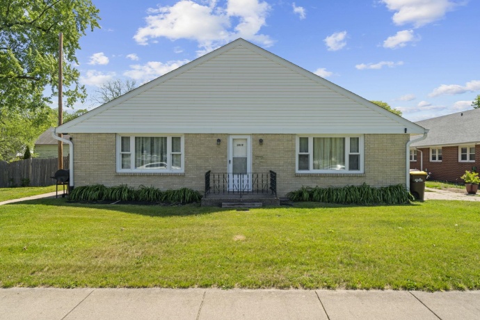 1819 Logan, ROCKFORD, Illinois 61103, ,3 - 4 Units,For Sale,Logan,202603100