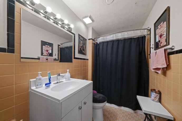 1819 Logan, ROCKFORD, Illinois 61103, ,3 - 4 Units,For Sale,Logan,202603100
