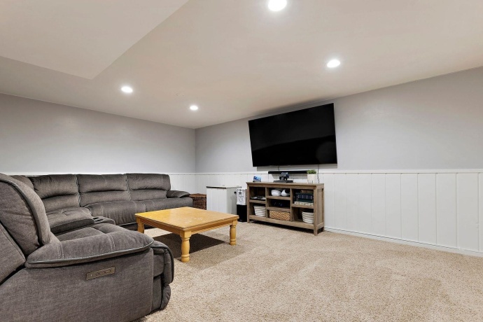 2103 Delcy, ROCKFORD, Illinois 61107, 3 Bedrooms Bedrooms, ,2 BathroomsBathrooms,House,For Sale,Delcy,202603104
