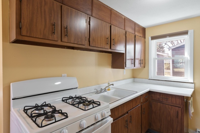 707 Marie, MACHESNEY PARK, Illinois 61115, 2 Bedrooms Bedrooms, ,1 BathroomBathrooms,House,For Sale,Marie,202603106