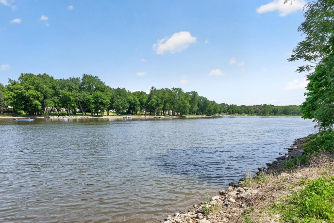 1513 Eadens, DIXON, Illinois 61021, 2 Bedrooms Bedrooms, ,2 BathroomsBathrooms,House,For Sale,Eadens,202603109
