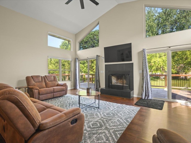 428 lockwood, DAVIS, Illinois 61019, 5 Bedrooms Bedrooms, ,3 BathroomsBathrooms,House,For Sale,lockwood,202603110