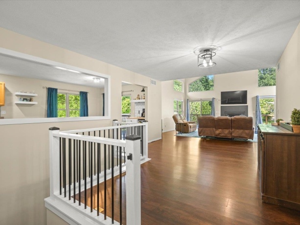 428 lockwood, DAVIS, Illinois 61019, 5 Bedrooms Bedrooms, ,3 BathroomsBathrooms,House,For Sale,lockwood,202603110