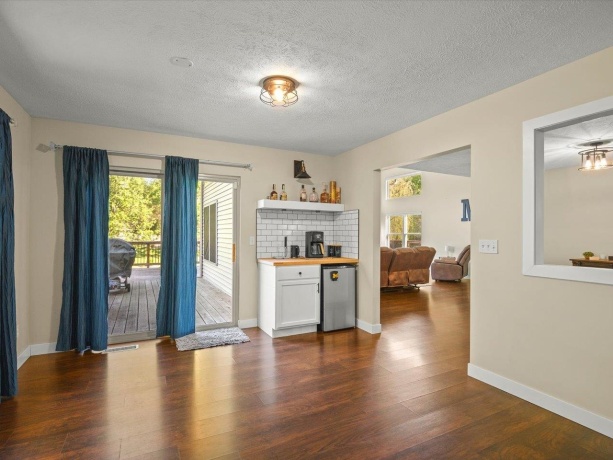 428 lockwood, DAVIS, Illinois 61019, 5 Bedrooms Bedrooms, ,3 BathroomsBathrooms,House,For Sale,lockwood,202603110