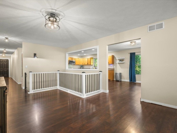 428 lockwood, DAVIS, Illinois 61019, 5 Bedrooms Bedrooms, ,3 BathroomsBathrooms,House,For Sale,lockwood,202603110