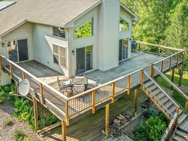 428 lockwood, DAVIS, Illinois 61019, 5 Bedrooms Bedrooms, ,3 BathroomsBathrooms,House,For Sale,lockwood,202603110