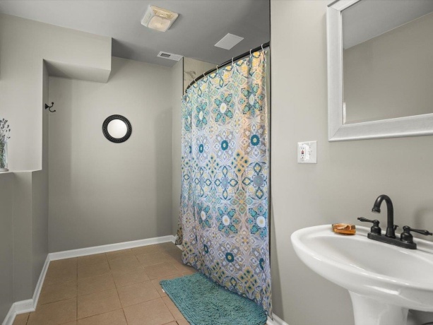 428 lockwood, DAVIS, Illinois 61019, 5 Bedrooms Bedrooms, ,3 BathroomsBathrooms,House,For Sale,lockwood,202603110