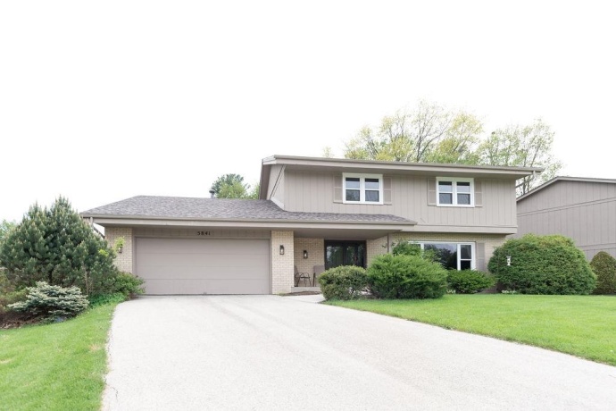 5841 Hoylake, ROCKFORD, Illinois 61107, 4 Bedrooms Bedrooms, ,2 BathroomsBathrooms,House,For Sale,Hoylake,202603111