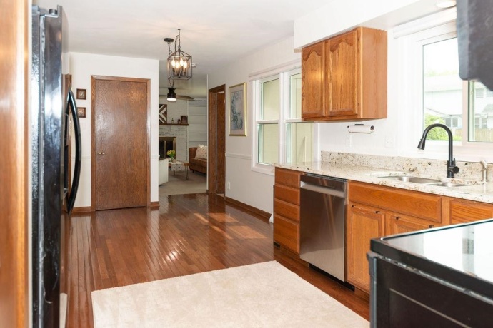 5841 Hoylake, ROCKFORD, Illinois 61107, 4 Bedrooms Bedrooms, ,2 BathroomsBathrooms,House,For Sale,Hoylake,202603111