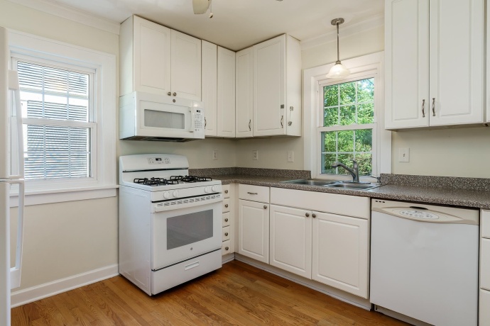 2105 MELROSE, ROCKFORD, Illinois 61103, 3 Bedrooms Bedrooms, ,1 BathroomBathrooms,House,For Sale,MELROSE,202603113