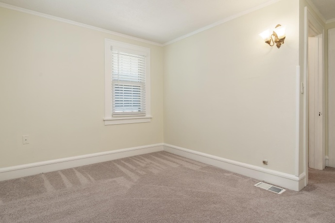 2105 MELROSE, ROCKFORD, Illinois 61103, 3 Bedrooms Bedrooms, ,1 BathroomBathrooms,House,For Sale,MELROSE,202603113