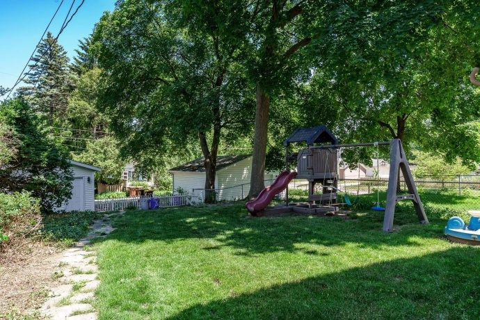 2105 MELROSE, ROCKFORD, Illinois 61103, 3 Bedrooms Bedrooms, ,1 BathroomBathrooms,House,For Sale,MELROSE,202603113