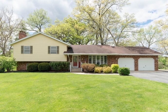 10594 Grover Oaks, ROSCOE, Illinois 61073, 3 Bedrooms Bedrooms, ,2 BathroomsBathrooms,House,For Sale,Grover Oaks,202603114