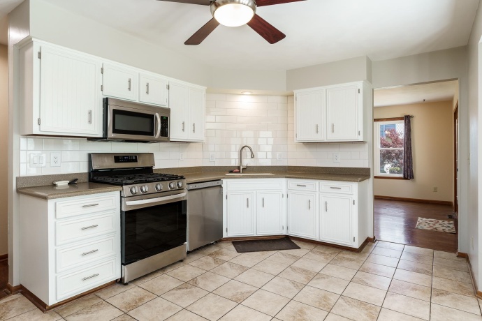 1119 Sandpebble, ROCKTON, Illinois 61072, 4 Bedrooms Bedrooms, ,2 BathroomsBathrooms,House,For Sale,Sandpebble,202603115