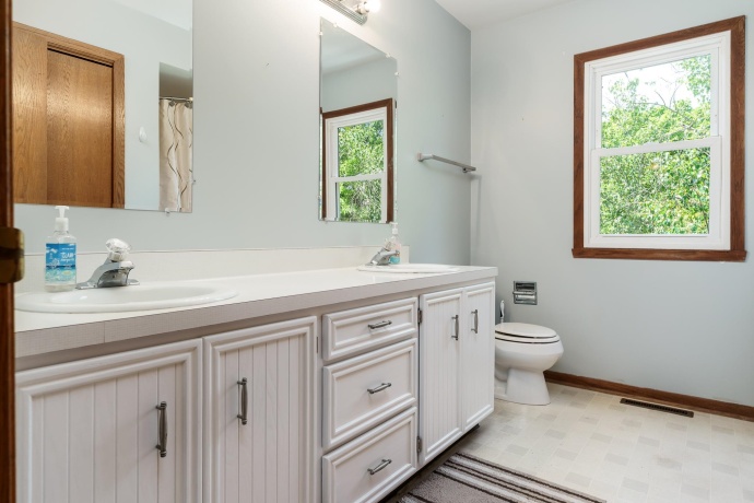 1119 Sandpebble, ROCKTON, Illinois 61072, 4 Bedrooms Bedrooms, ,2 BathroomsBathrooms,House,For Sale,Sandpebble,202603115