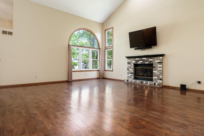 1119 Sandpebble, ROCKTON, Illinois 61072, 4 Bedrooms Bedrooms, ,2 BathroomsBathrooms,House,For Sale,Sandpebble,202603115