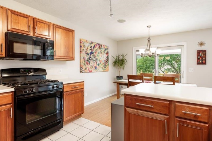 4128 RIVERWOOD, LOVES PARK, Illinois 61111, 2 Bedrooms Bedrooms, ,2 BathroomsBathrooms,Condominium,For Sale,RIVERWOOD,202603112