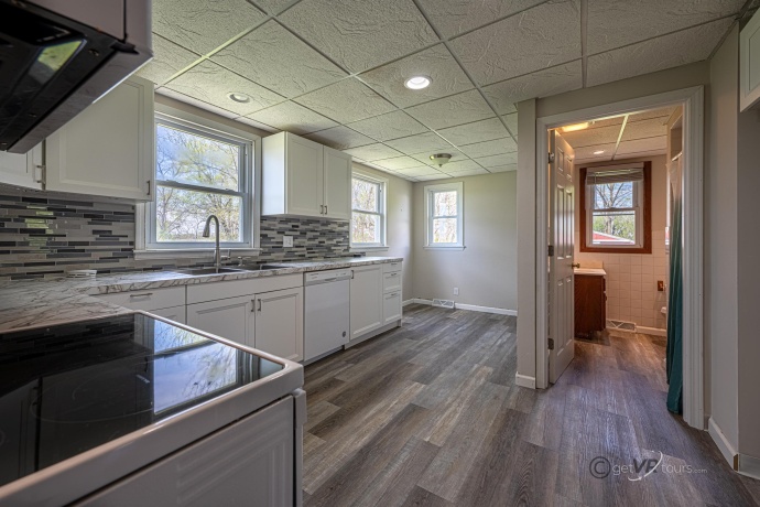 6844 US Route 20 W, FREEPORT, Illinois 61032, 3 Bedrooms Bedrooms, ,2 BathroomsBathrooms,House,For Sale,US Route 20 W,202402072