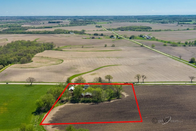 6844 US Route 20 W, FREEPORT, Illinois 61032, 3 Bedrooms Bedrooms, ,2 BathroomsBathrooms,House,For Sale,US Route 20 W,202402072