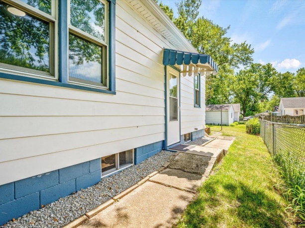 705 Lawn, LOVES PARK, Illinois 61111, 2 Bedrooms Bedrooms, ,1 BathroomBathrooms,House,For Sale,Lawn,202603117