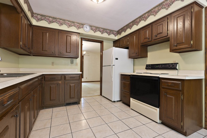 822 LAKEWOOD, ROCKFORD, Illinois 61102, 3 Bedrooms Bedrooms, ,2 BathroomsBathrooms,House,For Sale,LAKEWOOD,202603119