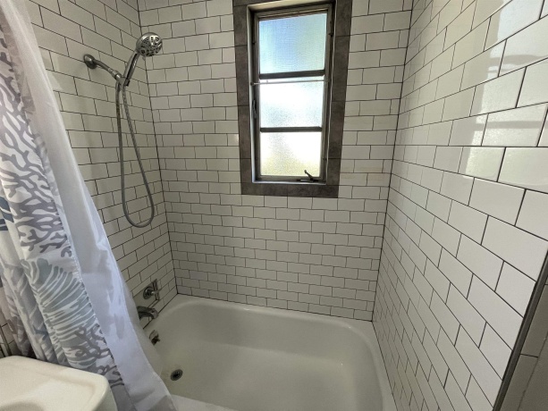 415 State, BELVIDERE, Illinois 61008, 2 Bedrooms Bedrooms, ,1 BathroomBathrooms,House,For Sale,State,202603131