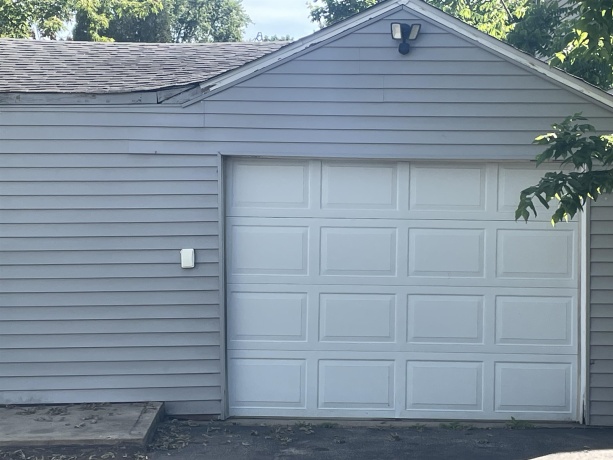 415 State, BELVIDERE, Illinois 61008, 2 Bedrooms Bedrooms, ,1 BathroomBathrooms,House,For Sale,State,202603131