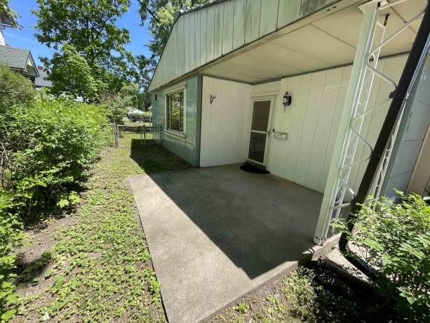 415 State, BELVIDERE, Illinois 61008, 2 Bedrooms Bedrooms, ,1 BathroomBathrooms,House,For Sale,State,202603131