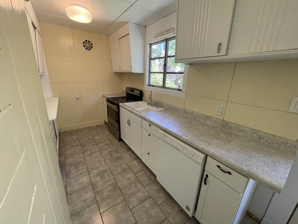 415 State, BELVIDERE, Illinois 61008, 2 Bedrooms Bedrooms, ,1 BathroomBathrooms,House,For Sale,State,202603131