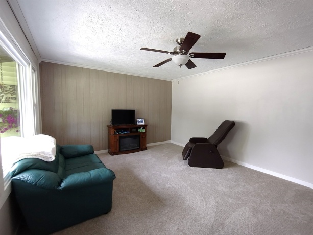 2321 Devon, LOVES PARK, Illinois 61111, 3 Bedrooms Bedrooms, ,2 BathroomsBathrooms,House,For Sale,Devon,202603132
