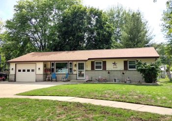 2321 Devon, LOVES PARK, Illinois 61111, 3 Bedrooms Bedrooms, ,2 BathroomsBathrooms,House,For Sale,Devon,202603132