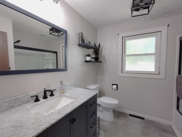 2321 Devon, LOVES PARK, Illinois 61111, 3 Bedrooms Bedrooms, ,2 BathroomsBathrooms,House,For Sale,Devon,202603132