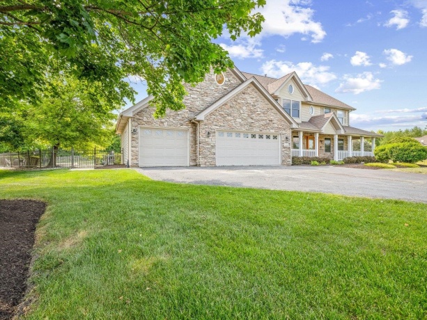 2332 Malmaison, BELVIDERE, Illinois 61008, 4 Bedrooms Bedrooms, ,3 BathroomsBathrooms,House,For Sale,Malmaison,202603135