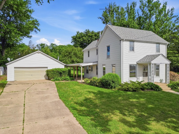 411 McKendrie, MOUNT MORRIS, Illinois 61054, 3 Bedrooms Bedrooms, ,2 BathroomsBathrooms,House,For Sale,McKendrie,202603138