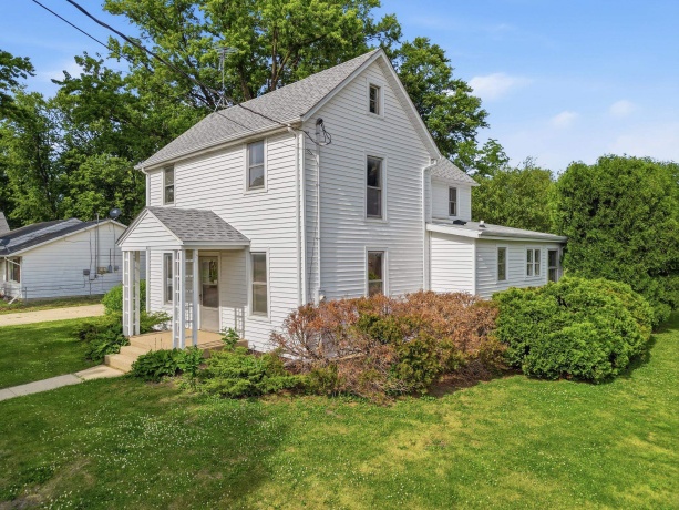 411 McKendrie, MOUNT MORRIS, Illinois 61054, 3 Bedrooms Bedrooms, ,2 BathroomsBathrooms,House,For Sale,McKendrie,202603138