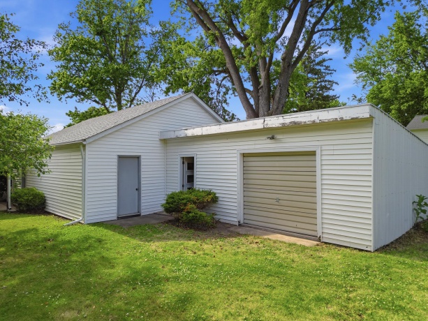 411 McKendrie, MOUNT MORRIS, Illinois 61054, 3 Bedrooms Bedrooms, ,2 BathroomsBathrooms,House,For Sale,McKendrie,202603138